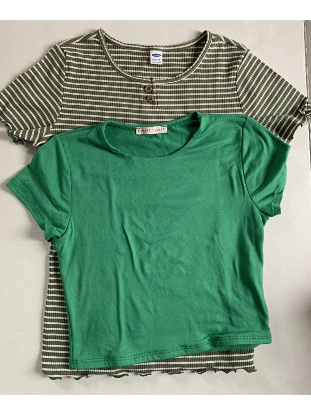 Lot of 2 Girls Sz XL/14-16 Green Old Navy Short Sleeve Top & Sincerely Jules Top